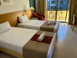 Chambre avec lits jumeaux