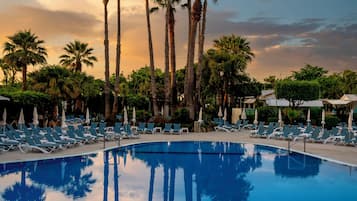 Indoor pool, outdoor pool, pool loungers