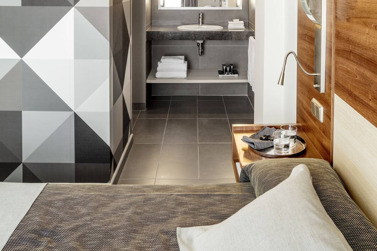 free toiletries, hair dryer, towels