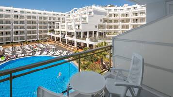 Quang cảnh từ phòng