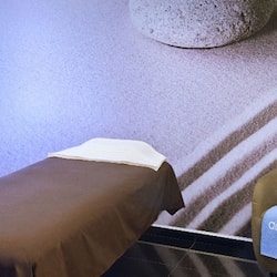 Sale per trattamenti di coppia, sauna, vasca idromassaggio