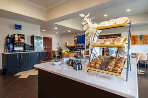Desayuno bufé gratuito y diario