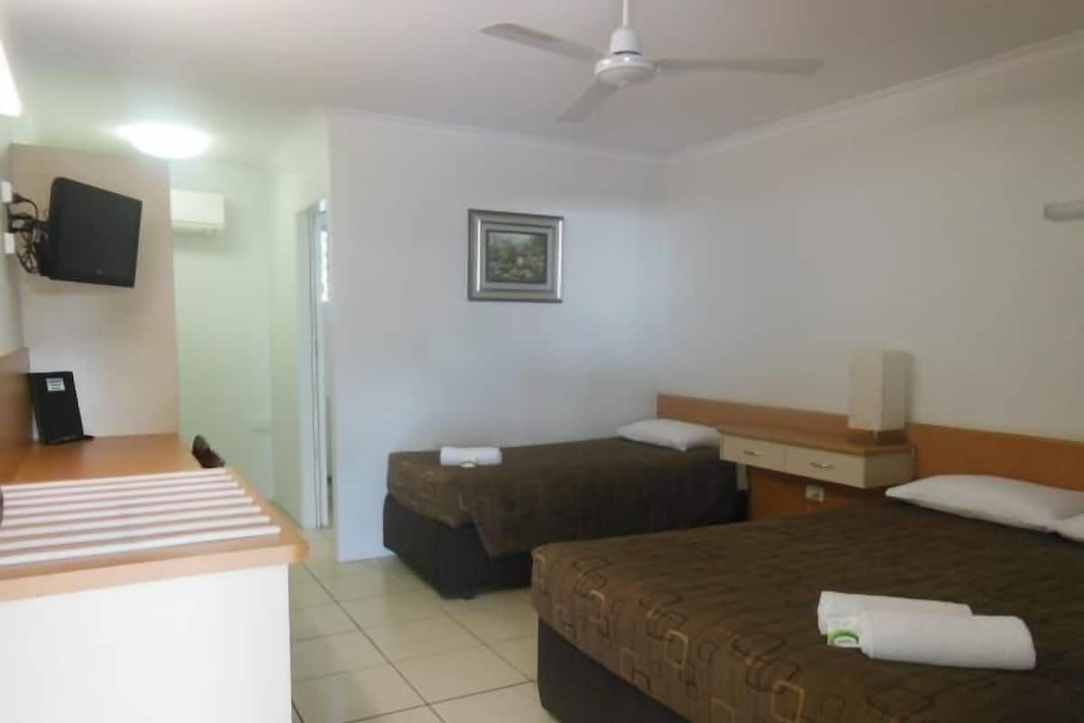 Triple Room, Non Smoking