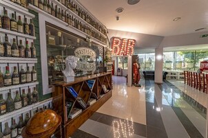 Bar (en la propiedad)