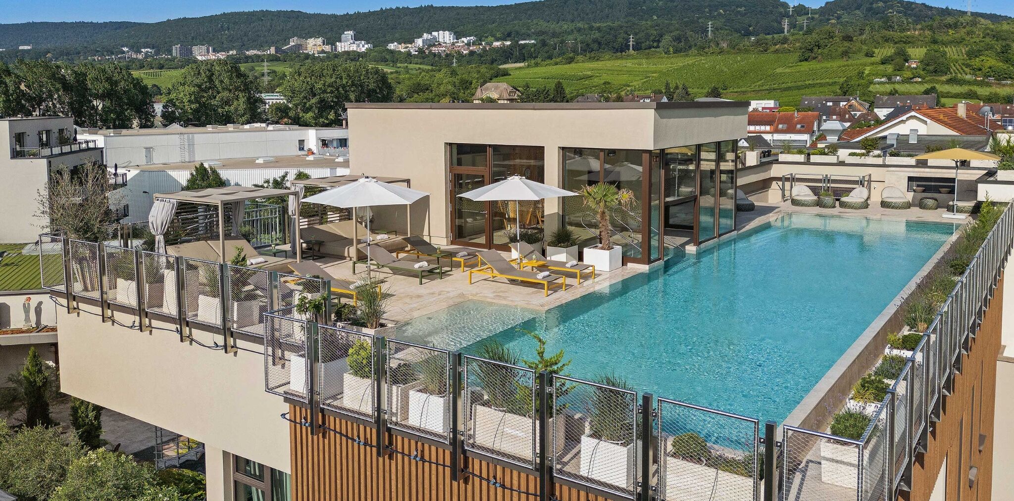 Sauna, Dampfbad, Körperbehandlungen, Aromatherapie, Warmsteinmassagen