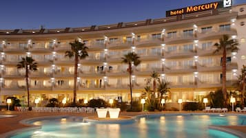 Front of property – evening/night