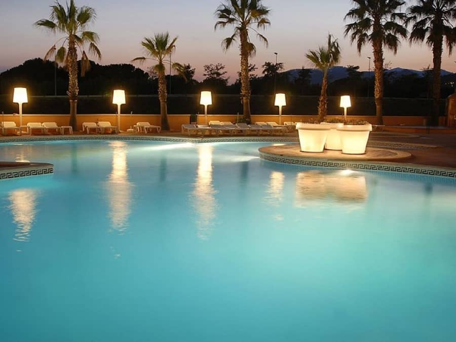 Seasonal outdoor pool, pool loungers