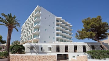 Façana frontal de l'allotjament