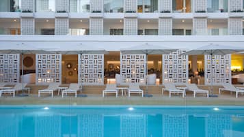 2 outdoor pools, open 10:00 AM to 7:00 PM, pool umbrellas, sun loungers