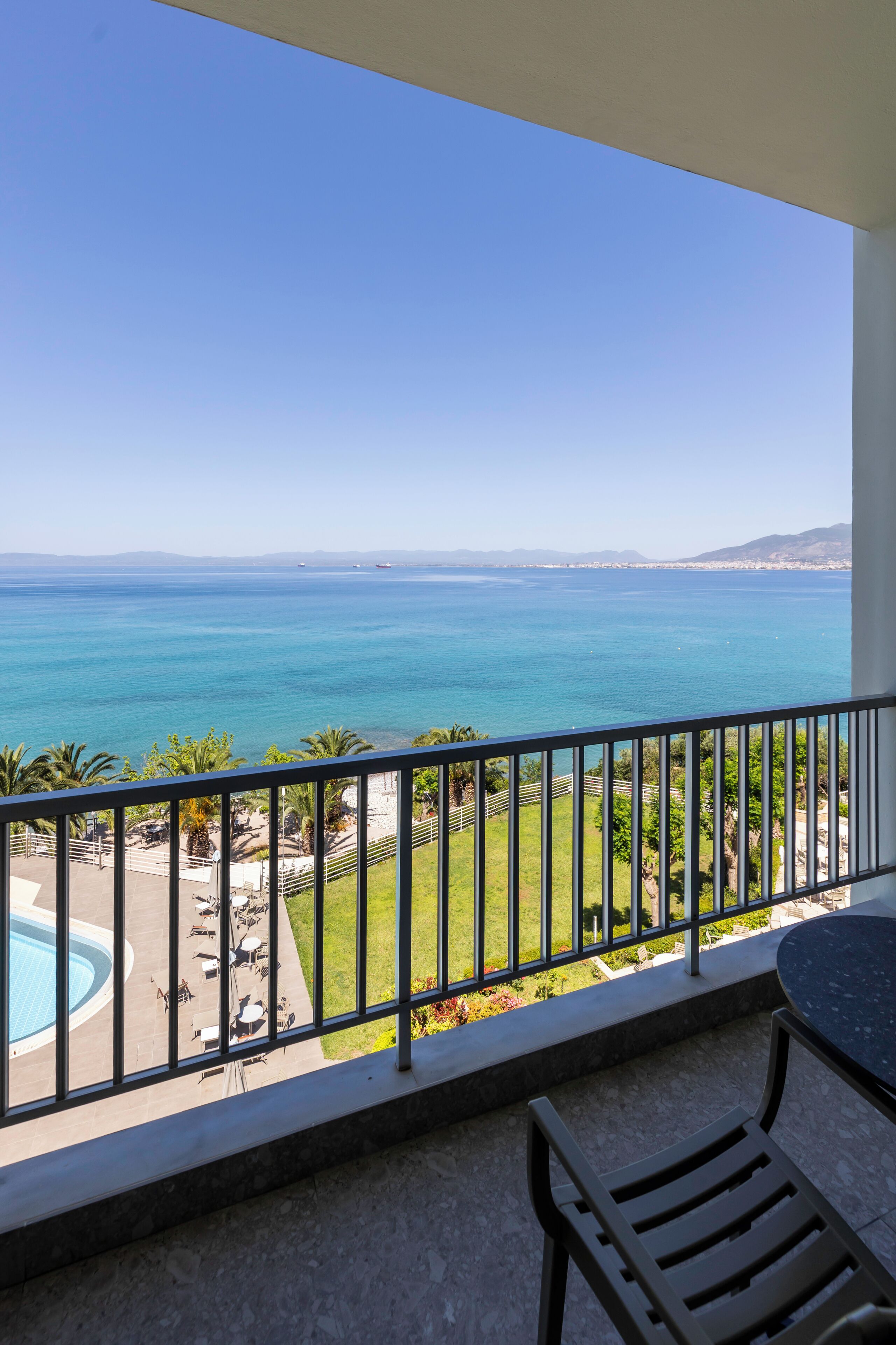 四人房, 1 間臥室, 海景 | 書桌、遮光布/窗簾、熨斗/熨衣板、免費無線上網