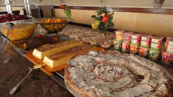 Breakfast, lunch, dinner served; Mediterranean cuisine