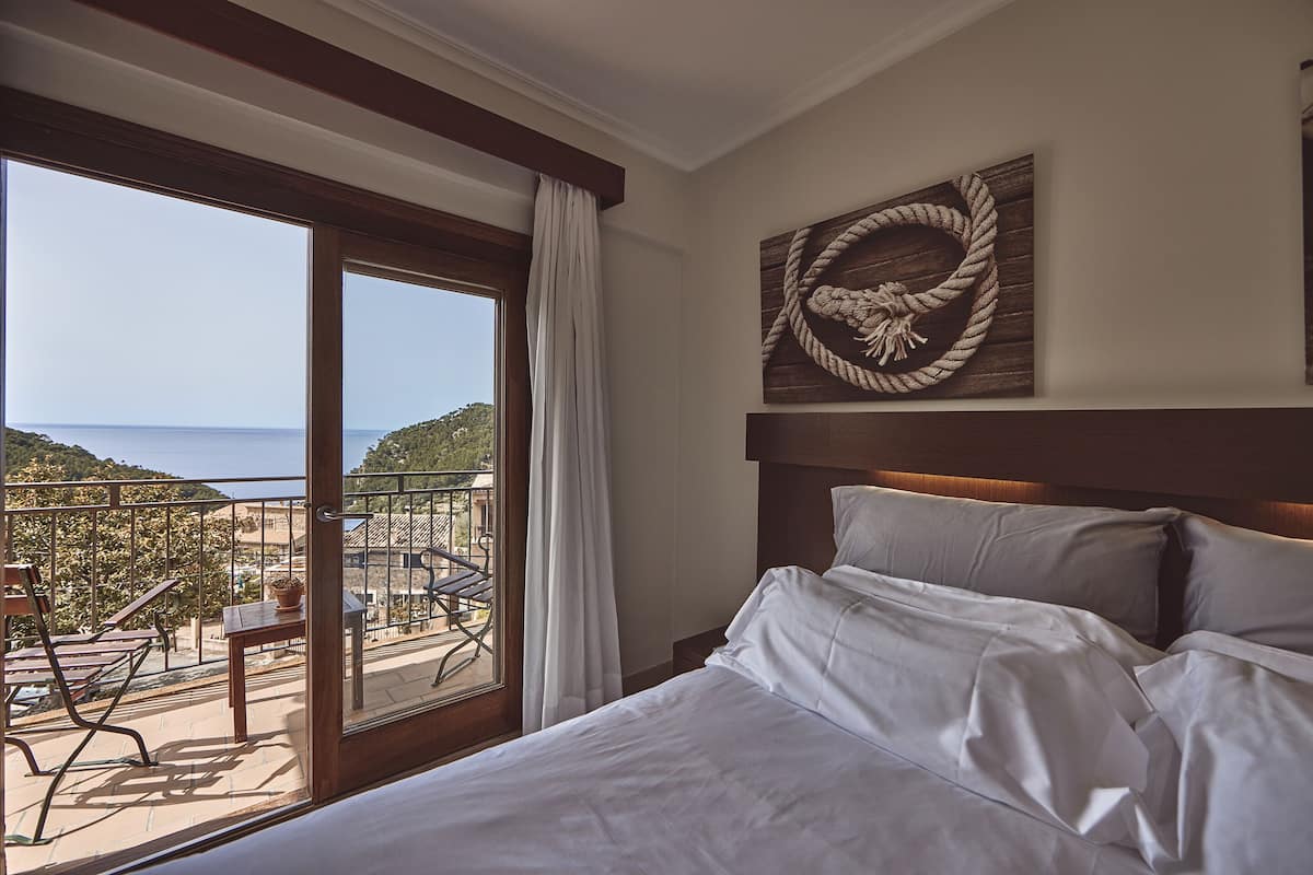 Comfort double room, balcony, sea view Spa access not included