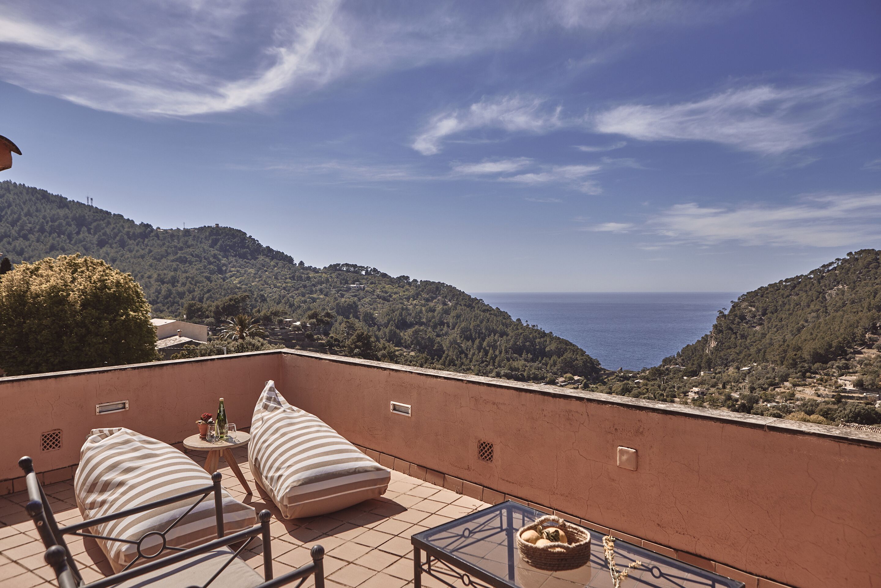 Panoramic suite, 1 bedroom, terrace, sea view Spa access not included | Terras