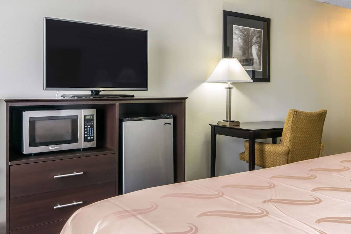 1 bedroom, desk, laptop workspace, blackout curtains