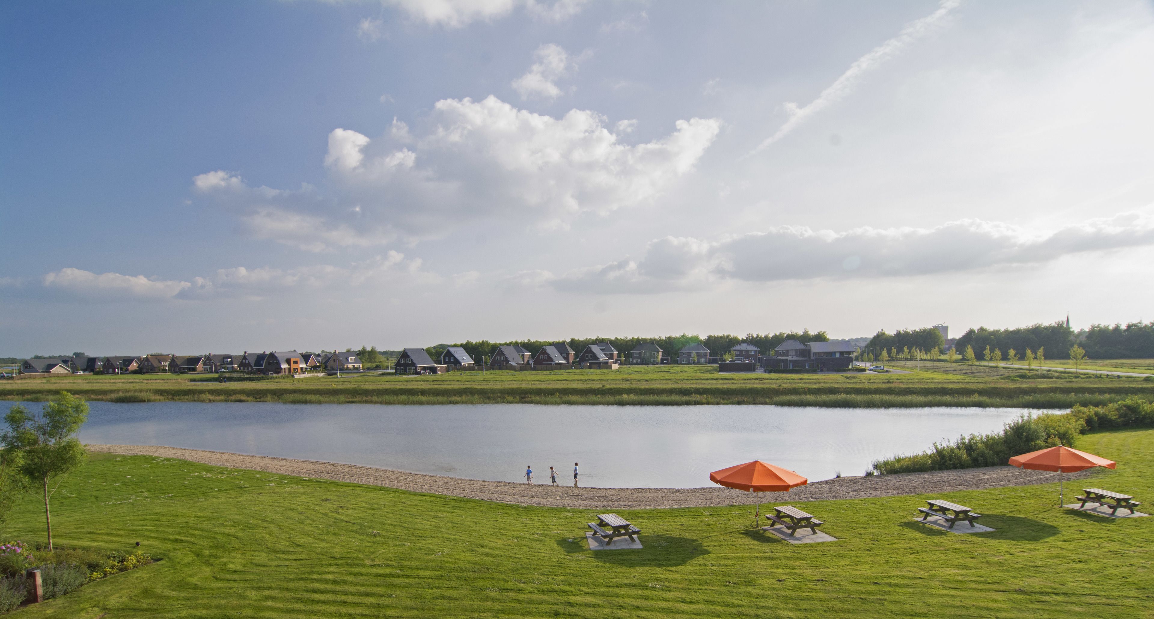 Aan het strand, ligstoelen aan het strand