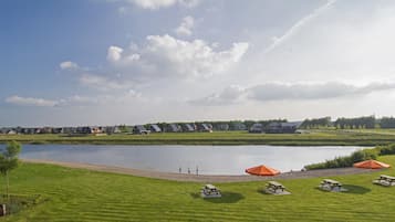 Aan het strand, ligstoelen aan het strand