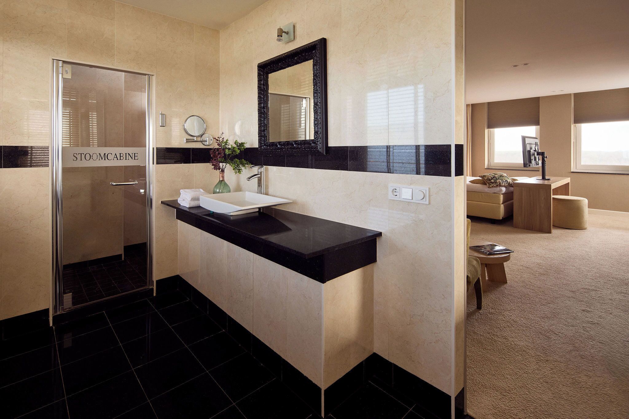panoramic suite, 1 king bed, jetted tub, tower | bathroom | separate bathtub and shower, free toiletries, hair dryer, towels