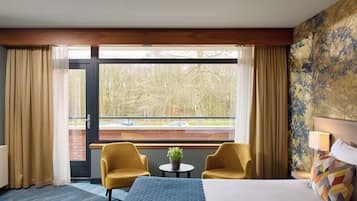 Comfort Room, 2 Twin Beds, Courtyard View | View from room