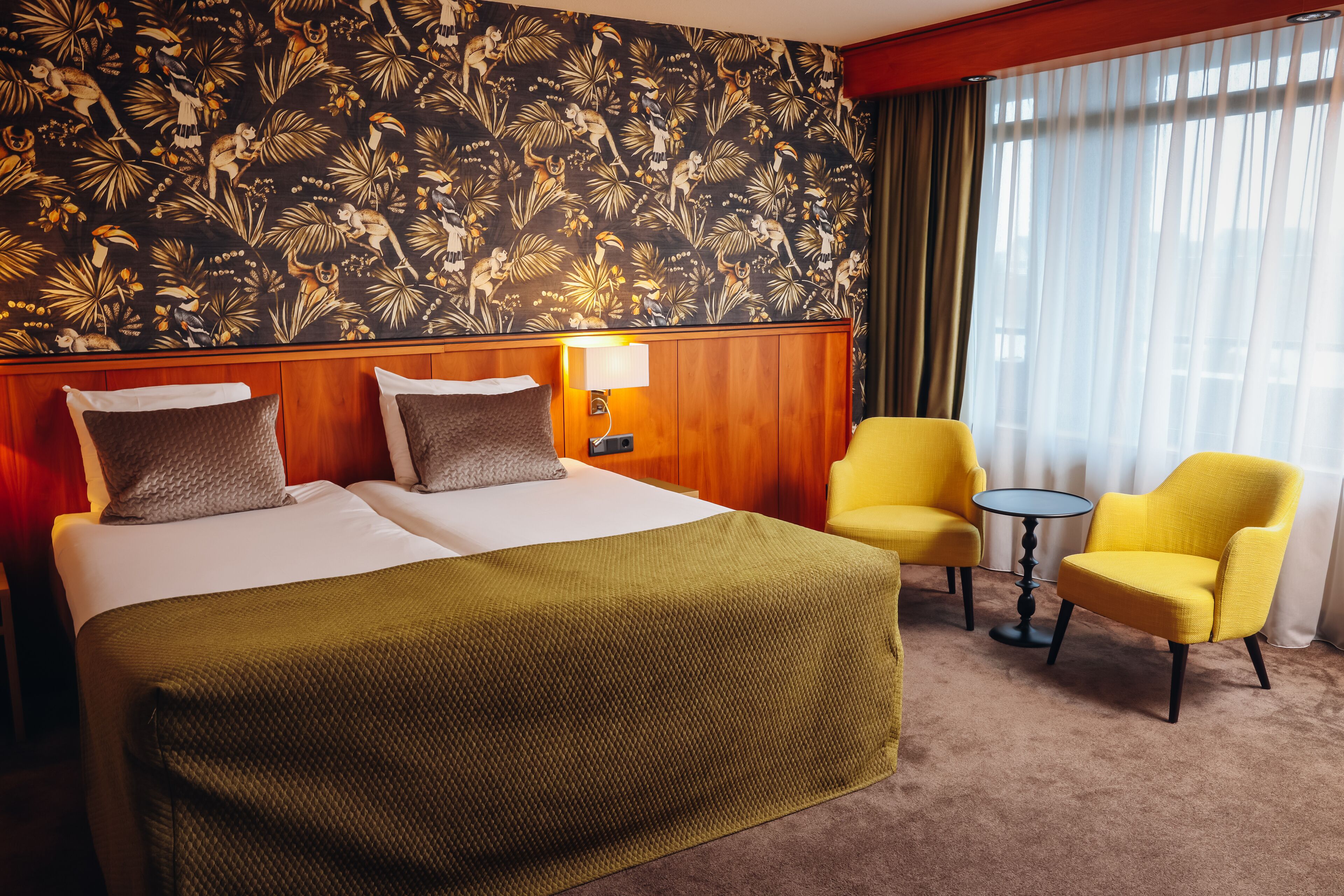 family room, 2 bedrooms, jetted tub, garden view | in-room safe, desk, blackout curtains, soundproofing