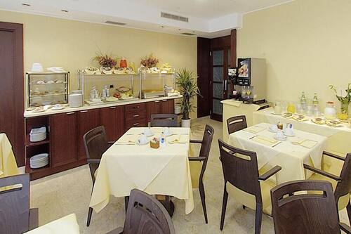 Colazione continentale inclusa, servita tutte le mattine