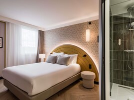 Classic Room, 1 Double Bed | Premium bedding, desk, laptop workspace, soundproofing