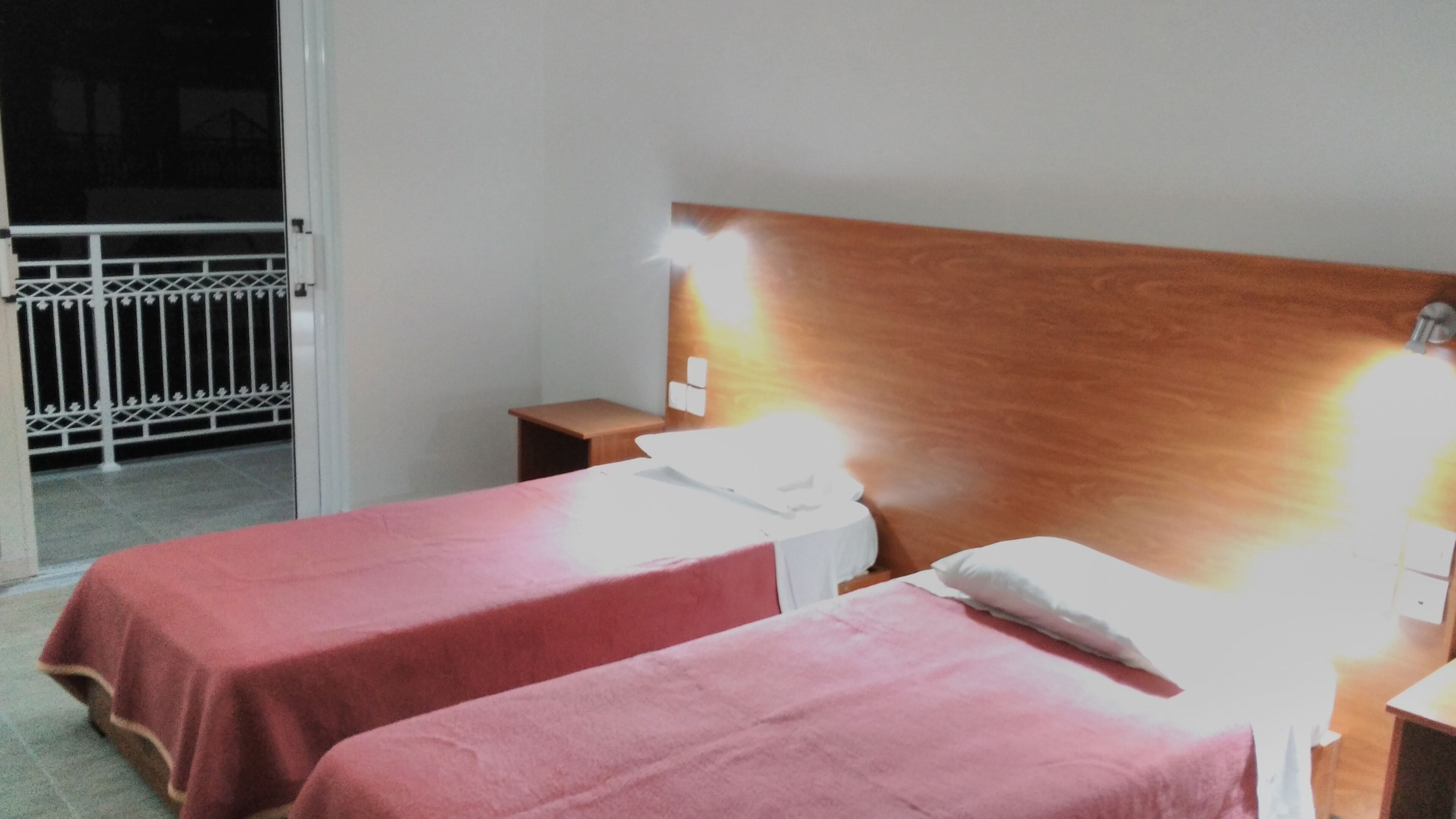 华丽套房 | 办公桌、遮光窗帘、熨斗/熨衣板、免费婴儿床