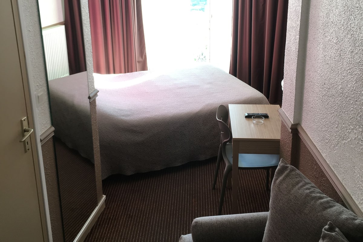 Premium Double Room | In-room safe, rollaway beds (surcharge), WiFi (free)