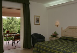 View from room - Pausania Inn (Tempio Pausania)