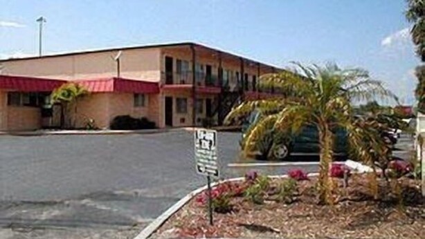 Unclassified image, 1 of 23, button - Rodeway Inn (Fort Pierce)