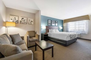 Literie de qualité supérieure, bureau, rideaux occultants