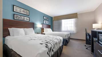 套房, 多張床, 非吸煙房 | 高級寢具、書桌、遮光窗簾/窗簾、熨斗/熨衫板