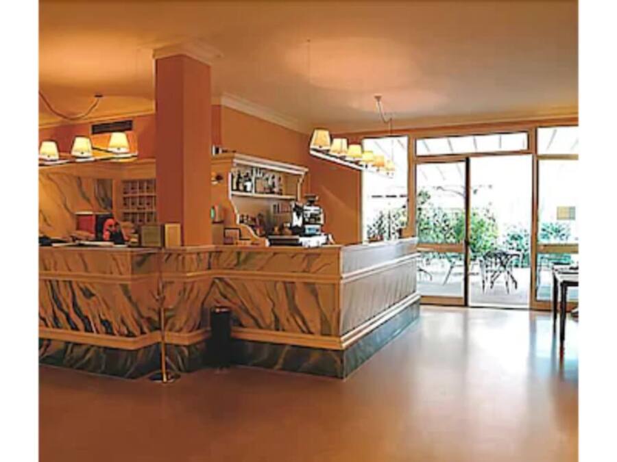 Bar (in der Unterkunft)