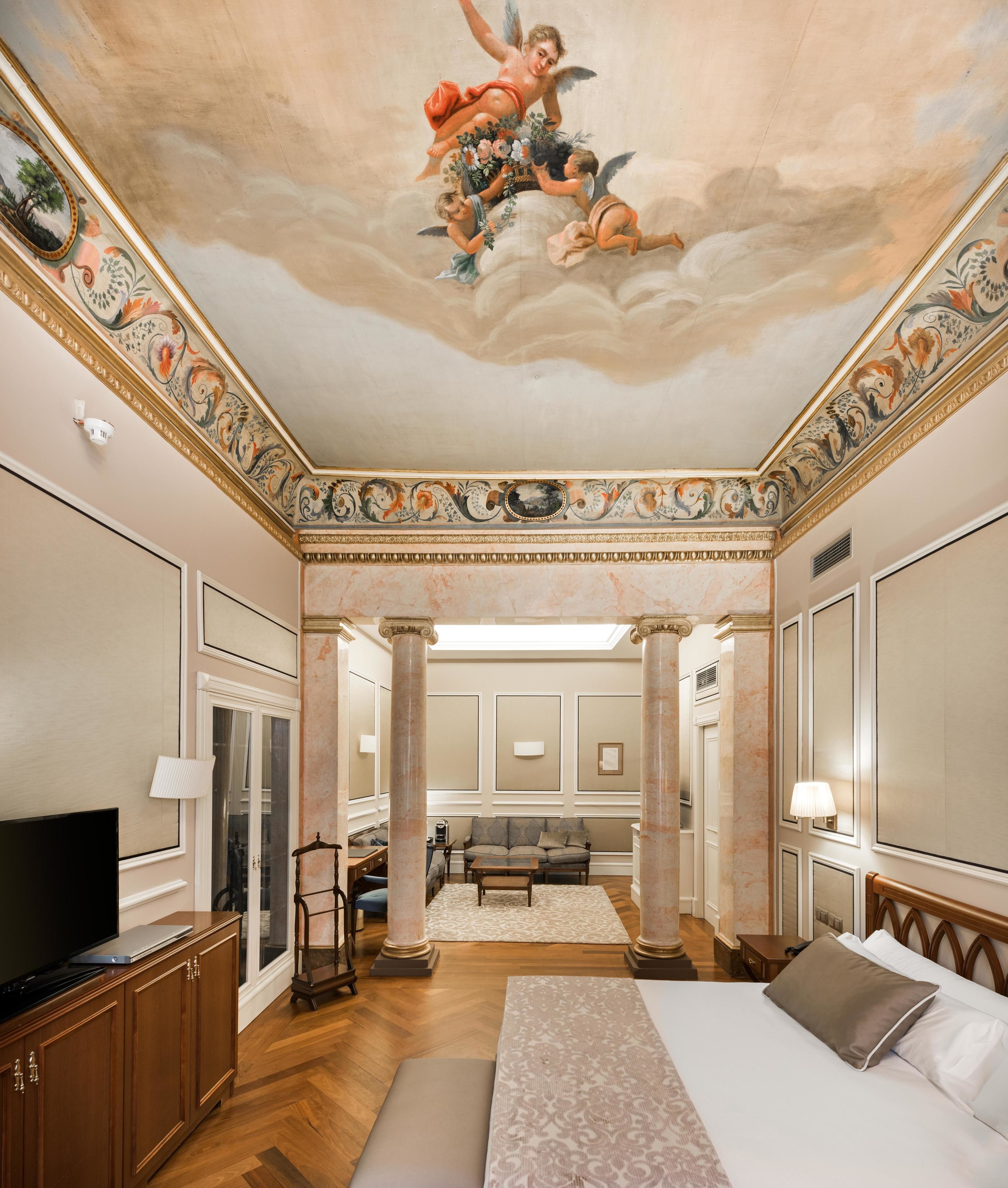 1 bedroom, minibar, in-room safe, desk