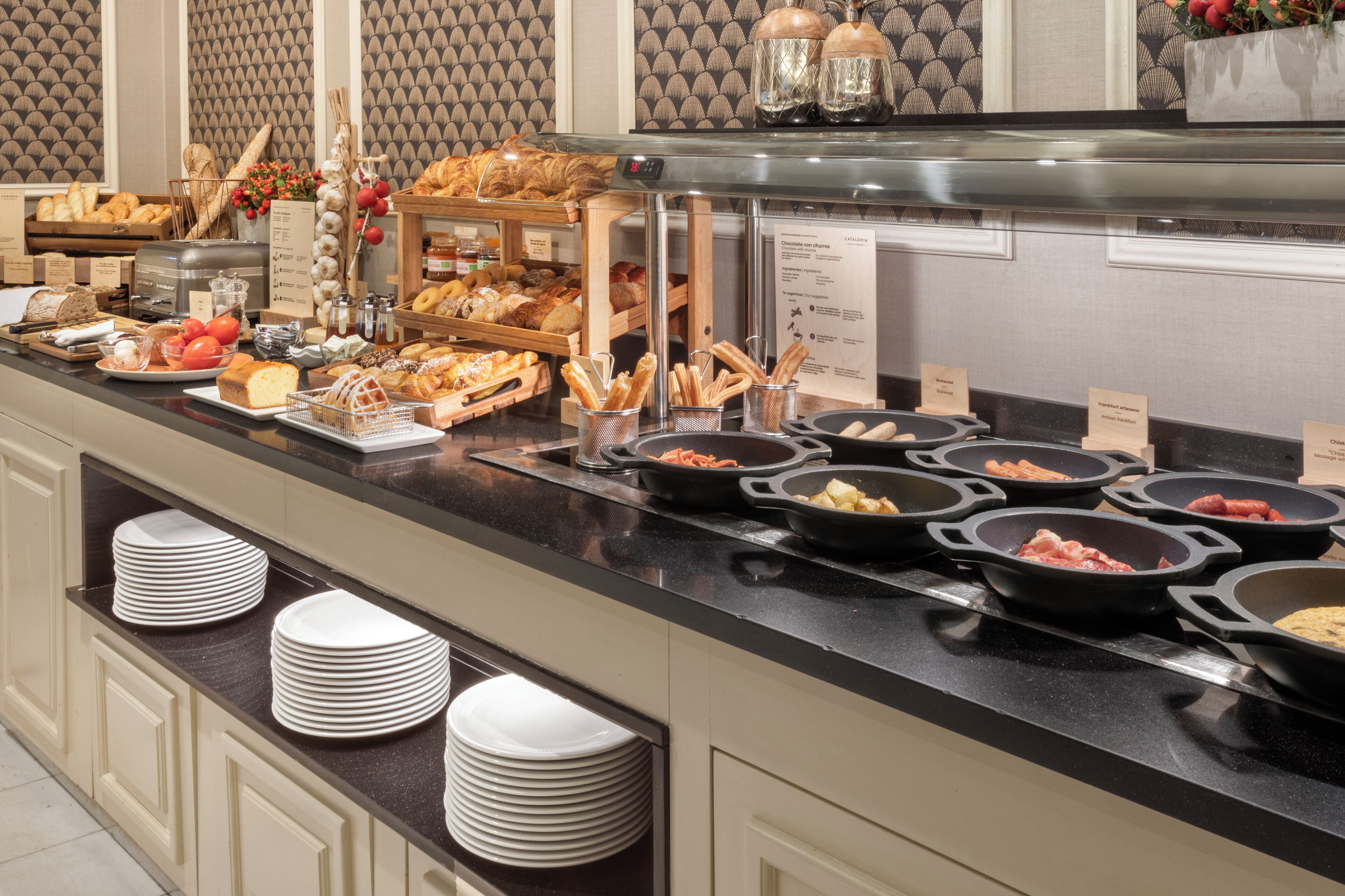 daily buffet breakfast (eur 24 per person)