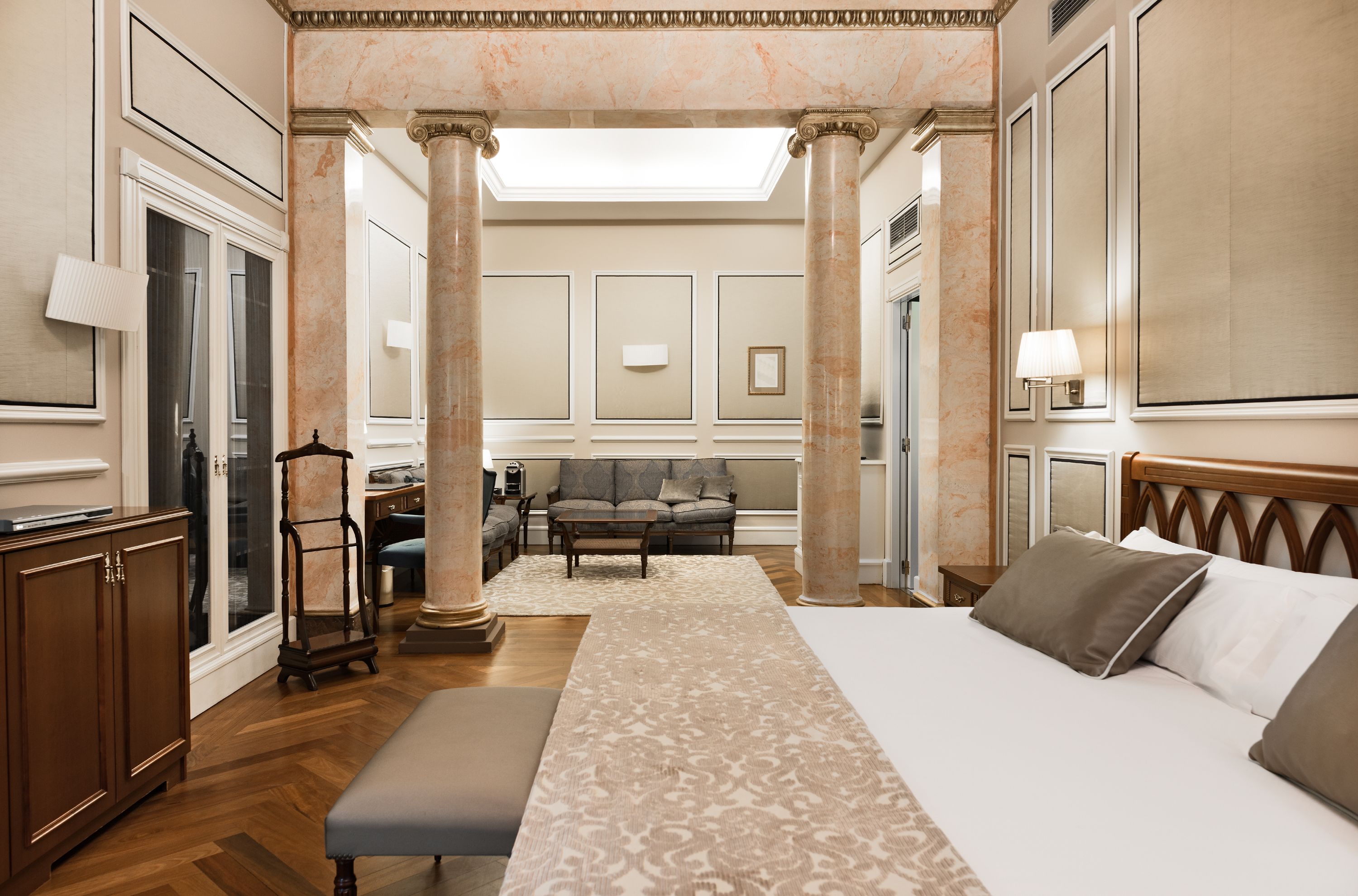 1 bedroom, minibar, in-room safe, desk