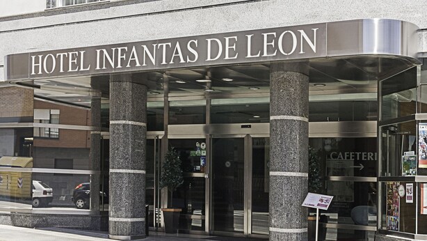 Botón de imagen sin clasificar, 1 de 63