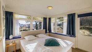 Studio Suite | Peralatan tempat tidur premium, peti besi dalam bilik 