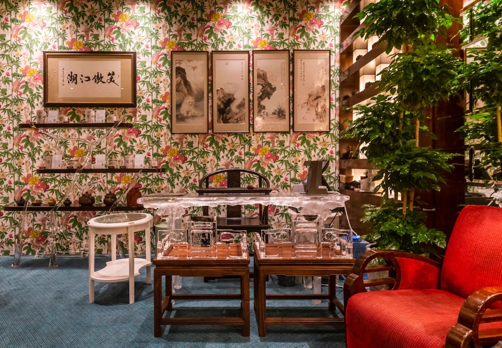 Lan Kwai Fong Hotel @ Kau U Fong by null