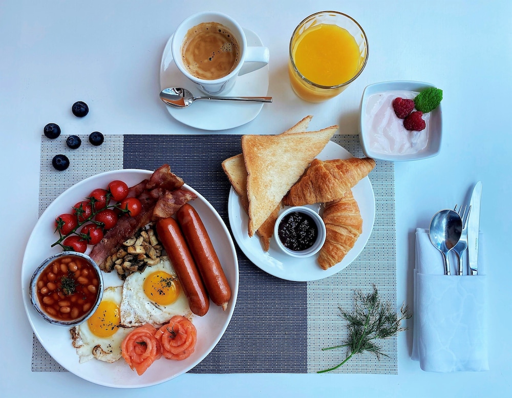 Lan Kwai Fong Hotel @ Kau U Fong by null