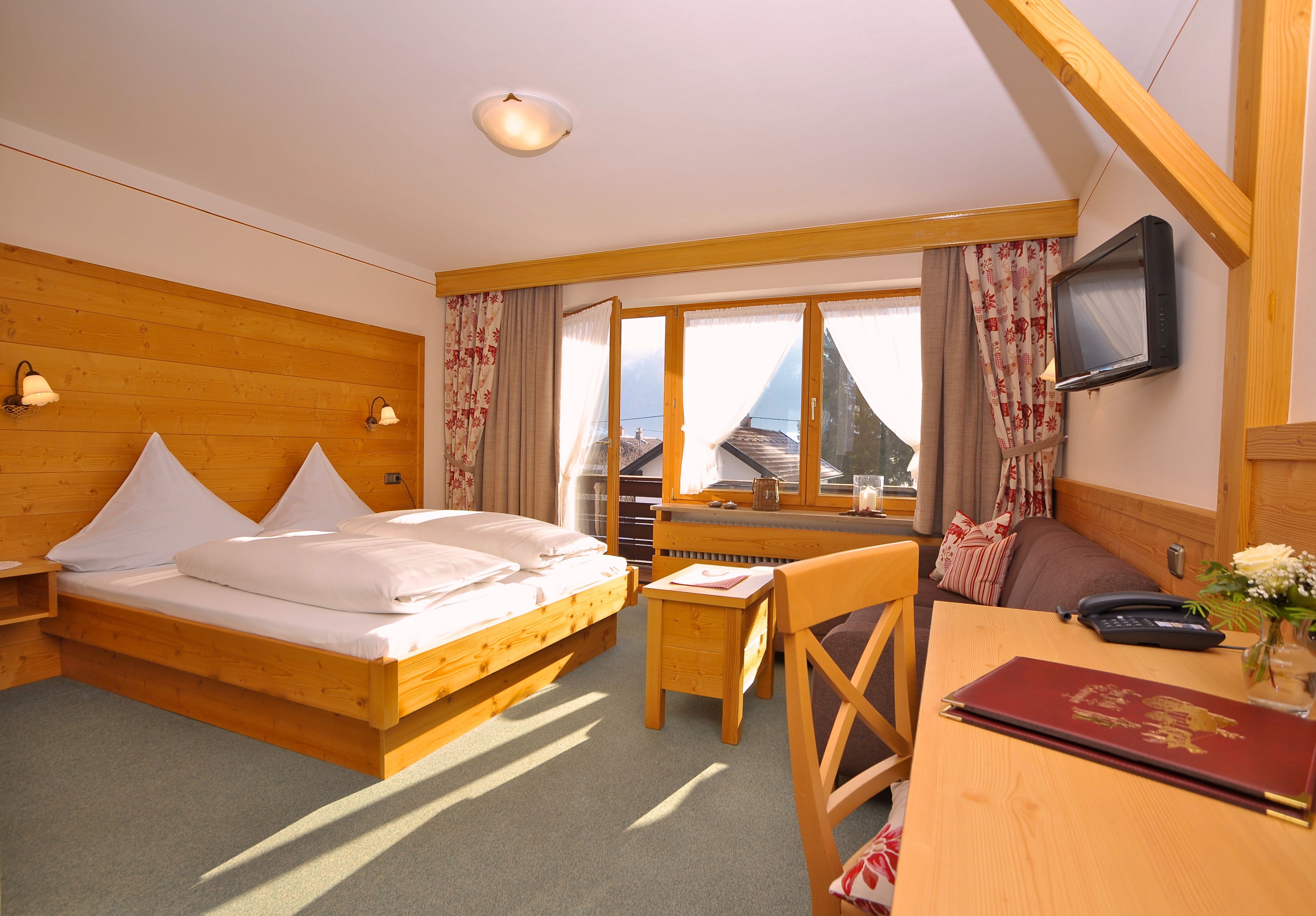 comfort double room (24-27 sqm) | hypo-allergenic bedding, individually decorated, free cots/infant beds