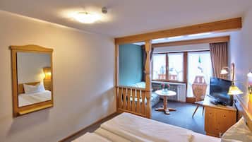 Comfort-Doppelzimmer (24-27 sqm) | Allergikerbettwaren, individuell dekoriert, kostenlose Babybetten