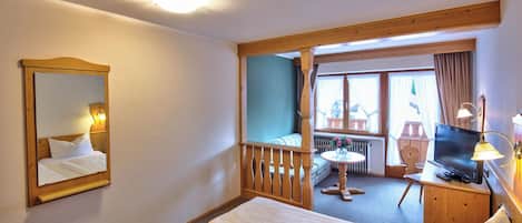 Comfort Double Room (24-27 sqm) | Hypo-allergenic bedding, individually decorated, free cots/infant beds