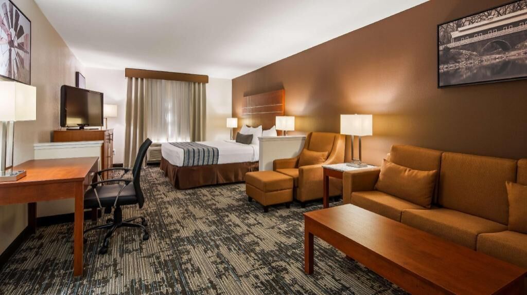 Free WiFi, bed sheets
