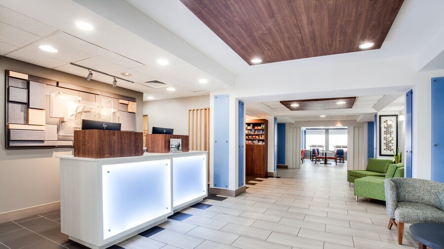 Holiday Inn Express Hotel & Suites Clewiston by IHG