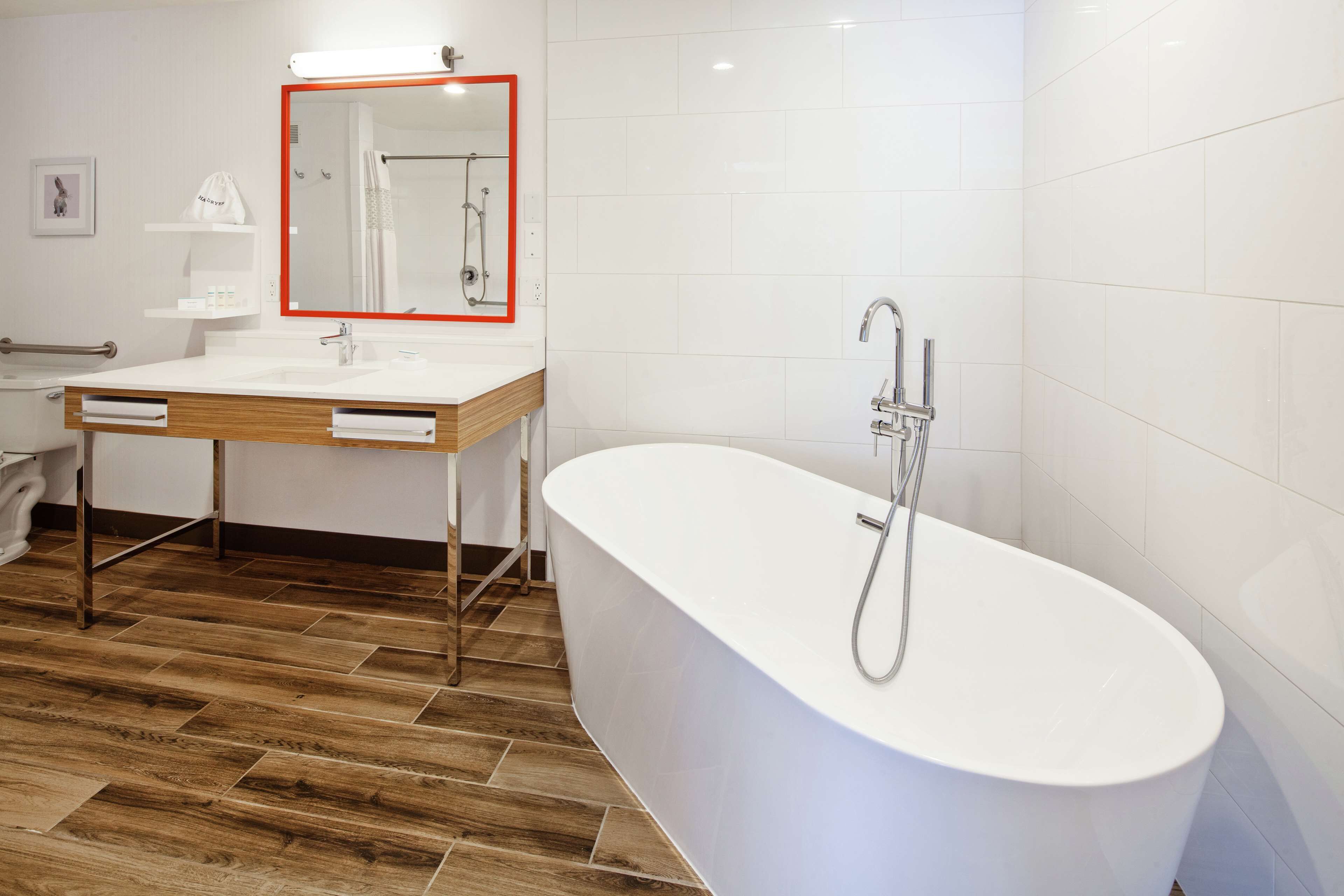 Photo - Hampton Inn & Suites Chino Hills