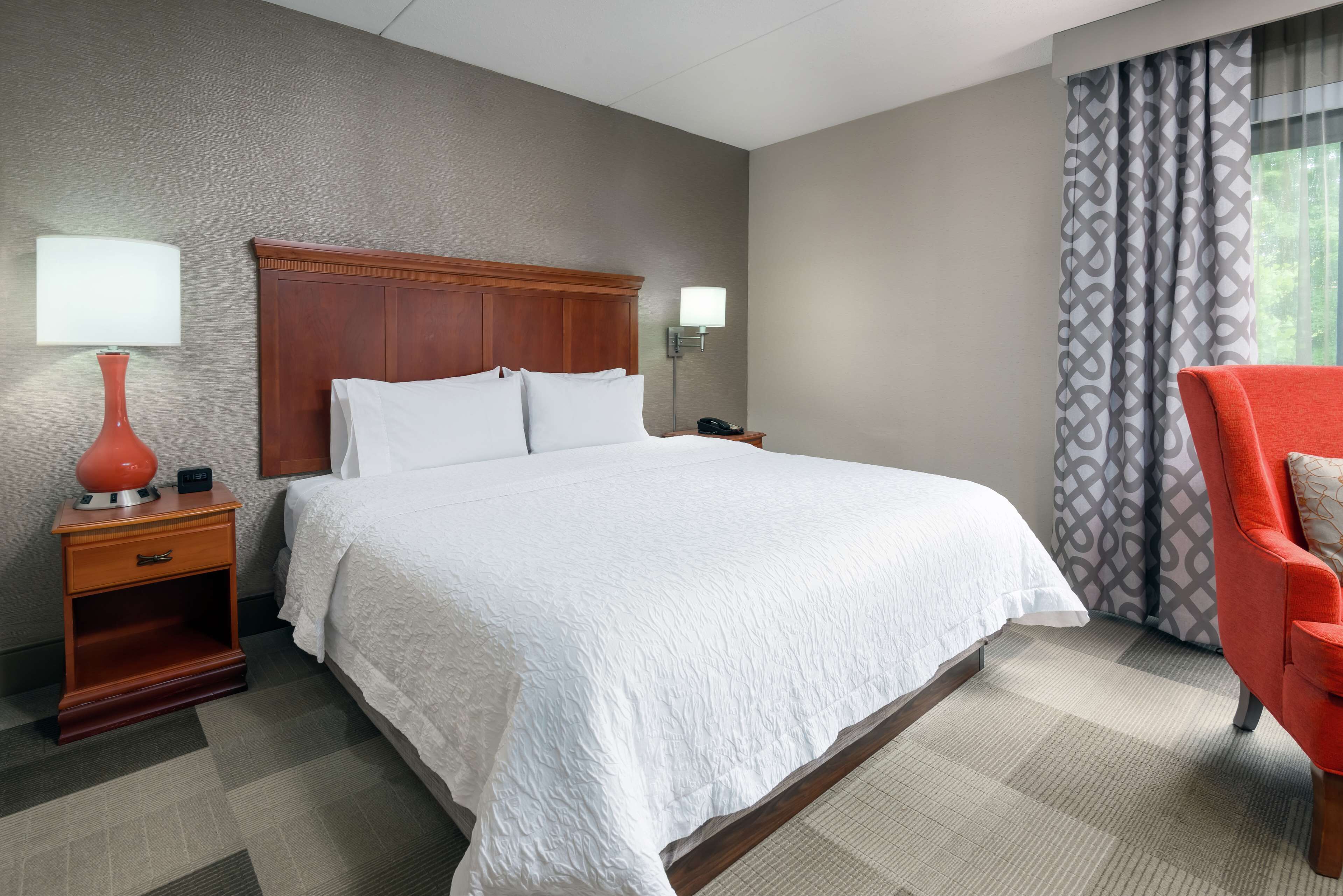 larger room, 1 king bed, non smoking | premium bedding, desk, blackout curtains, iron/ironing board