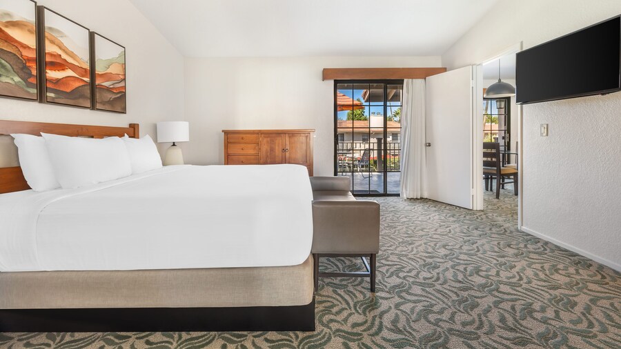 Riviera Oaks Resort