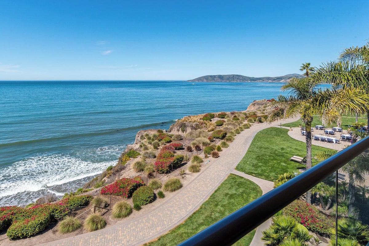 Suite, 1 slaapkamer, aan zee | 1 slaapkamer, luxe beddengoed, donzen dekbedden, pillowtop-bedden