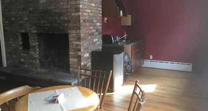 The Upper Pass Lodge at Magic Mountain