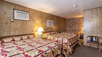 Basic Room, Multiple Beds